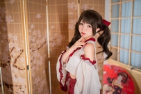 小巫女【注册可看高清大图】